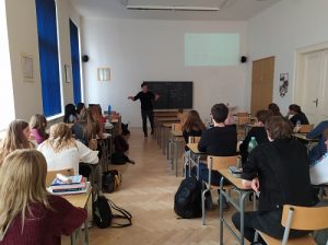 Diskuze k migraci v Evropě.