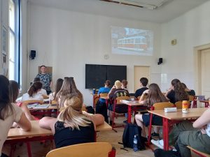 pohled do třídy při prezentaci
