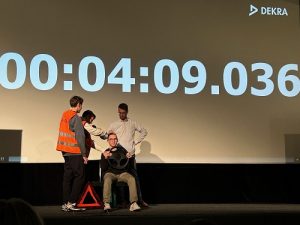 záchranářská akce při besedě Nehodou to začíná