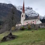 kostelík v horách