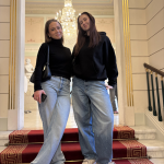 "modelky" na schodišti