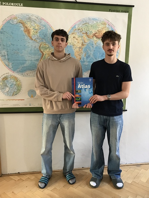 žáci při olympiádě